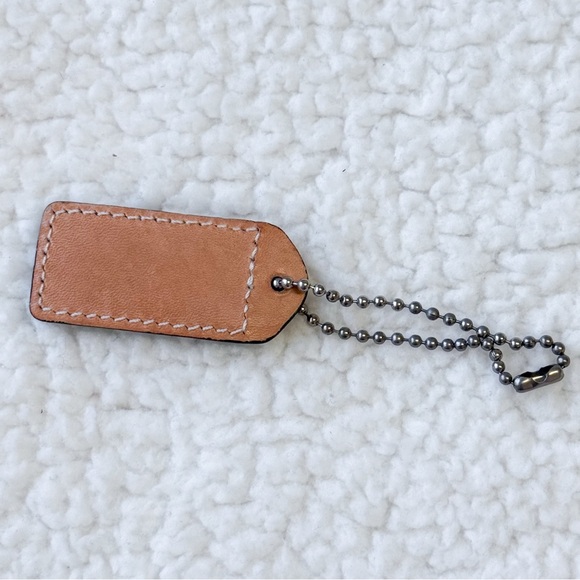 DNB - Picture 2 of 4